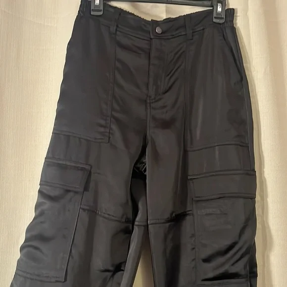 Satin cargo pants - Picture 3 of 5